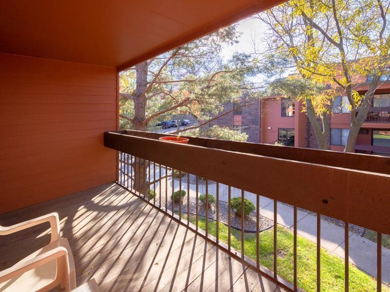 8031 Xerxes Ave S #221, Bloomington, MN 55431