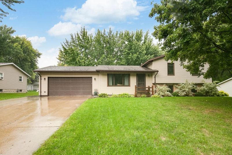320 Arlanda Ave, Buffalo, MN 55313