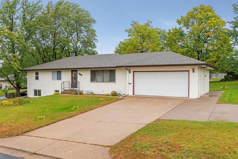 401 53rd Ave NE, Fridley, MN 55421