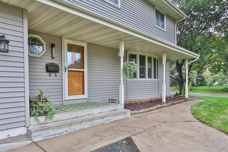 3107 61st Ave N, Brooklyn Center, MN 55429