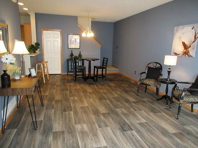 1988 Bluestem Ln, Shoreview, MN 55126