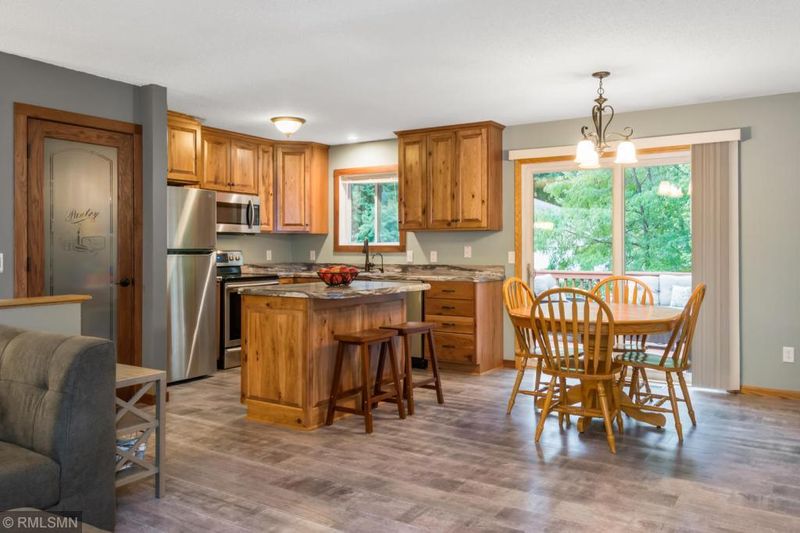 401 Pond View Rd NW, Saint Michael, MN 55376