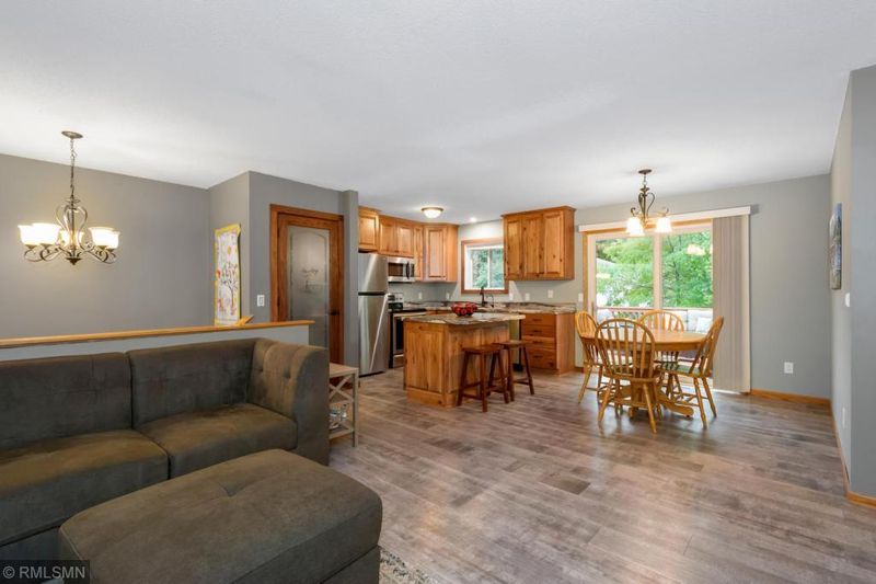 401 Pond View Rd NW, Saint Michael, MN 55376