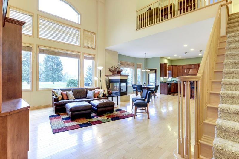 2845 Fox Rn NW, Prior Lake, MN 55372