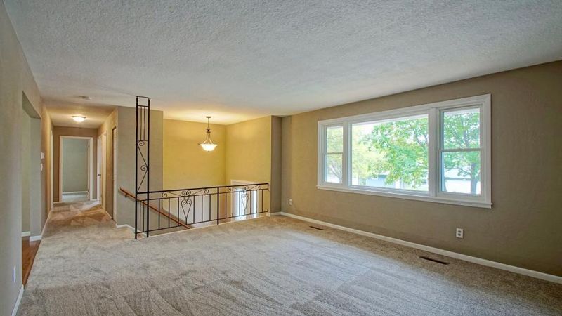 1738 Spruce Dr, Red Wing, MN 55066