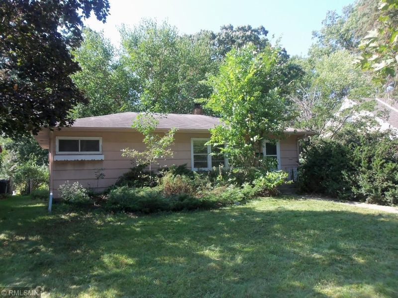 1369 Murray St, Saint Paul, MN 55116
