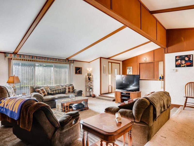5749 Portland Ave, White Bear Lake, MN 55110