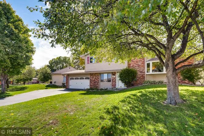 9001 34th Ave N, New Hope, MN 55427