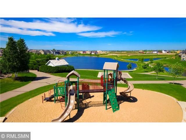16593 Duluth Trl, Lakeville, MN 55044
