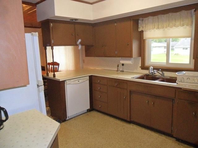 229 Inner Dr, Le Sueur, MN 56058