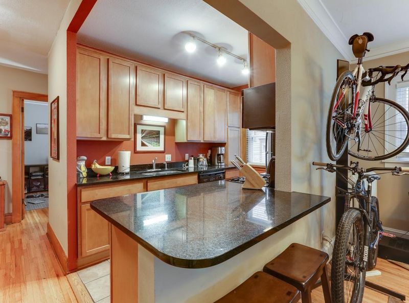 3939 Chicago Ave #102, Minneapolis, MN 55407