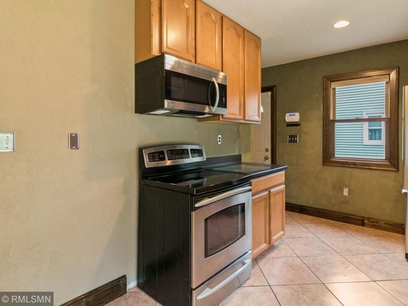 1402 Birmingham St, Saint Paul, MN 55106