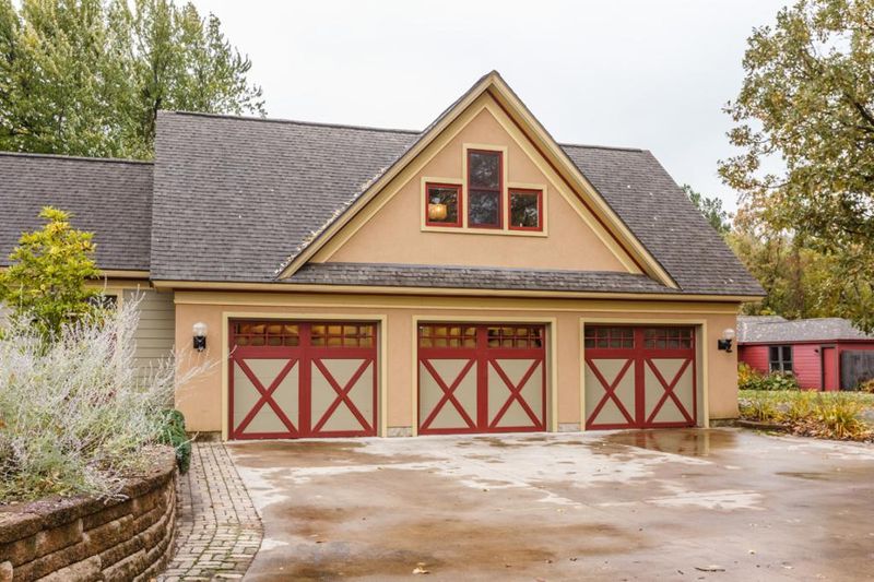 3375 NE Stark Rd, Cambridge, MN 55008