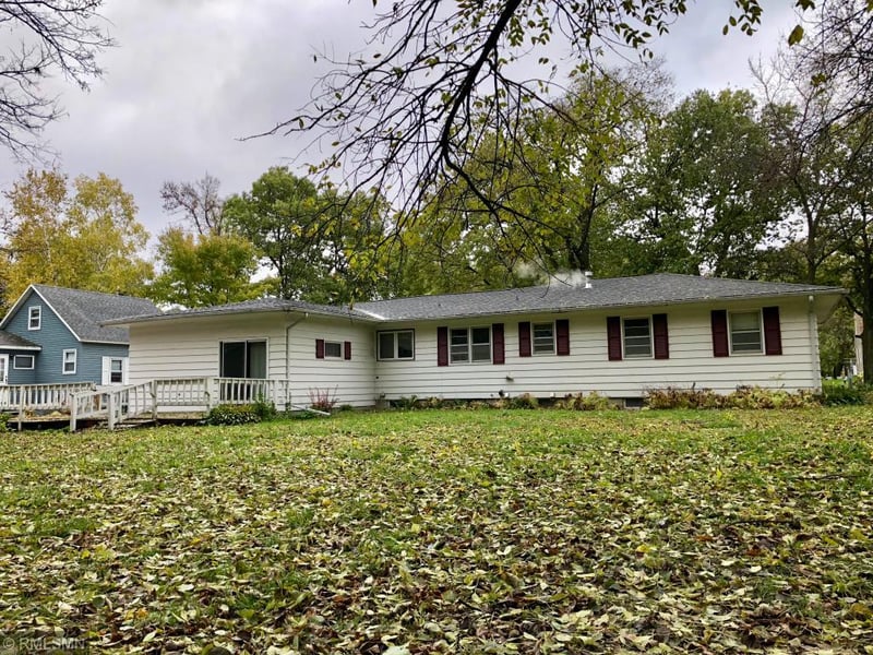 321 Woodlawn Ave, Lake Lillian, MN 56253