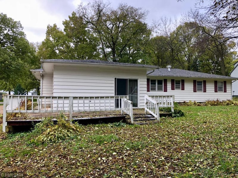 321 Woodlawn Ave, Lake Lillian, MN 56253