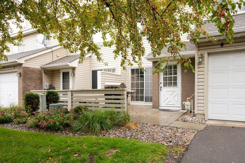13154 Meadowood Curve NW #4, Coon Rapids, MN 55448