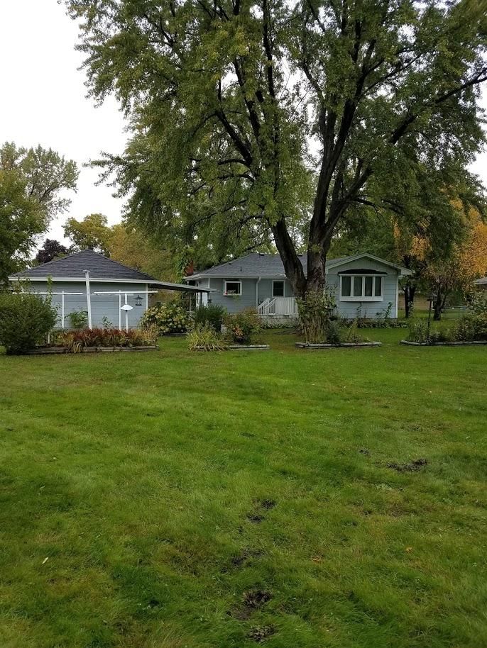7709 Aster Dr, Brooklyn Park, MN 55428