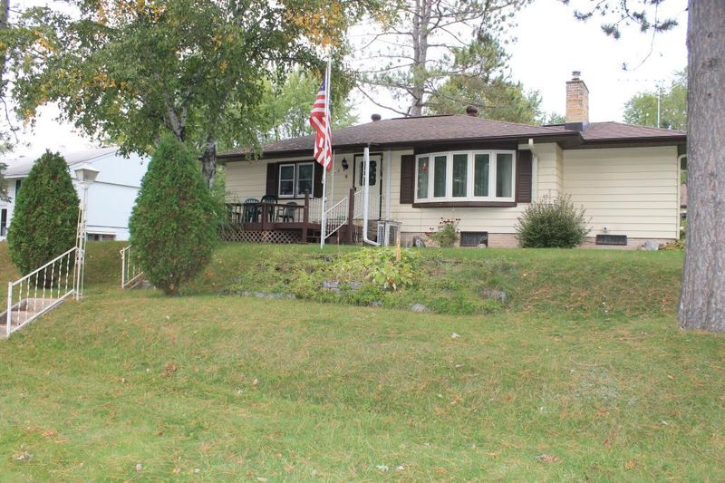 208 Congdon Ave, Coleraine, MN 55722