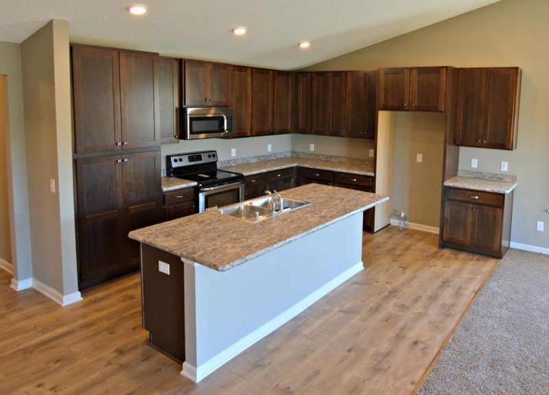 19062 Ivanhoe Dr NW, Elk River, MN 55330