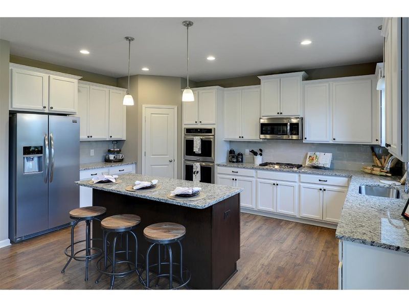 12492 Isetta Ct NE, Blaine, MN 55449