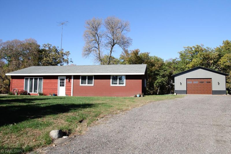 10482 385th St, Saint Joseph, MN 56374