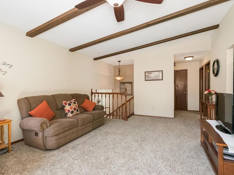 1760 141st Ln NE, Ham Lake, MN 55304