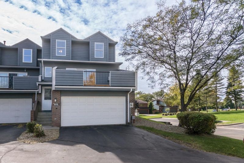 14378 Empire Ave, Apple Valley, MN 55124