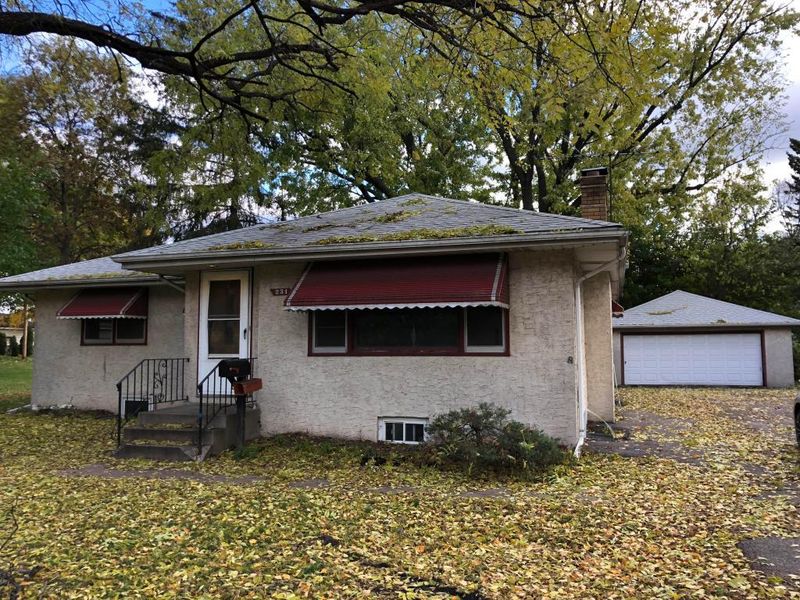 231 20th Ave S, South Saint Paul, MN 55075