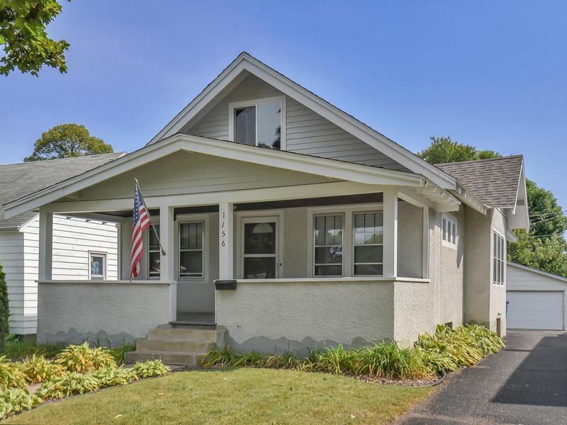 1156 Farrington St, Saint Paul, MN 55117