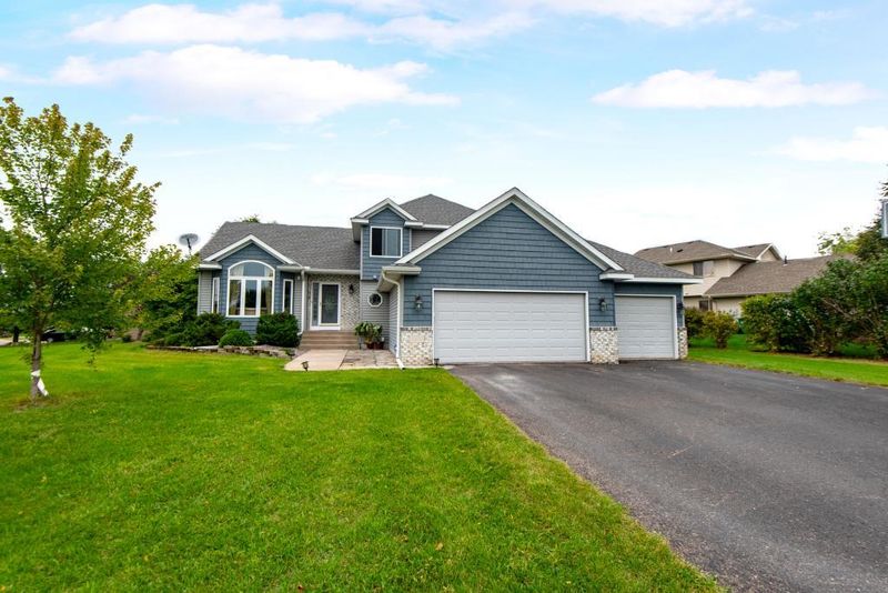 13311 Hynes Rd, Rogers, MN 55374