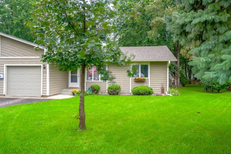 414 Owens St S, Stillwater, MN 55082