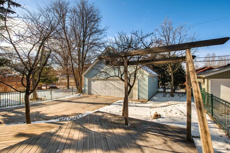 3928 Lyndale Ave S, Minneapolis, MN 55409
