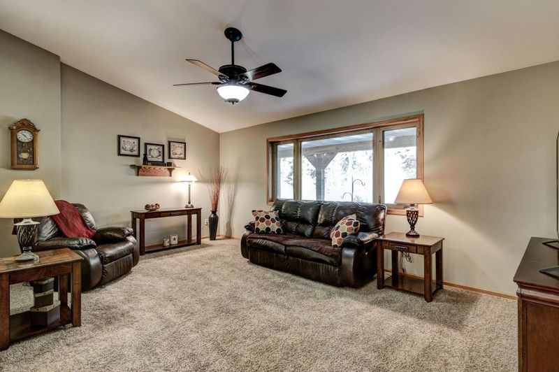 9429 Olson Dr, Eau Claire, WI 54703
