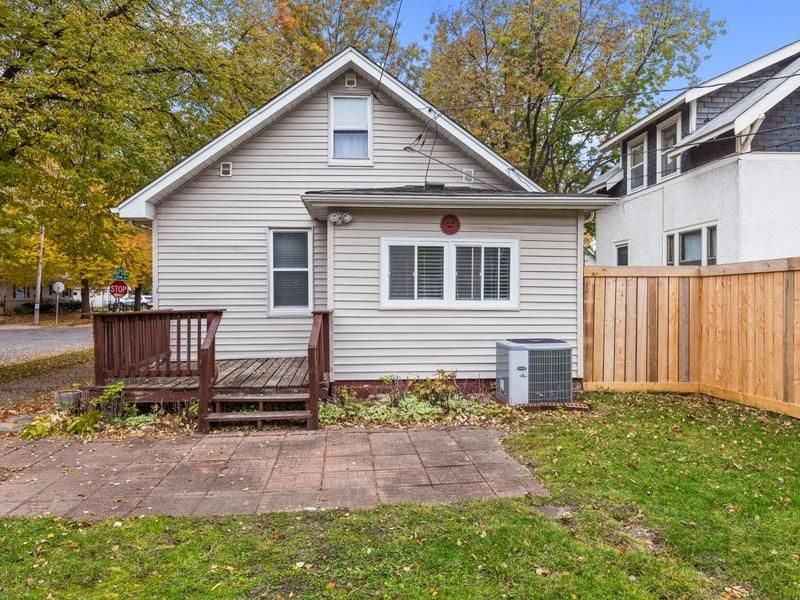 3557 35th Ave S, Minneapolis, MN 55406