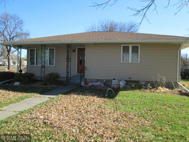 750 Powers St, Stewart, MN 55385