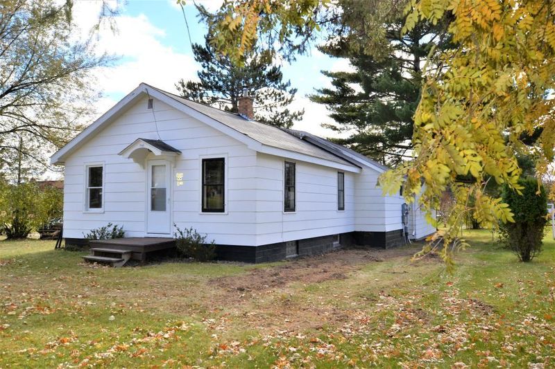 804 NW 8th Ave, Grand Rapids, MN 55744