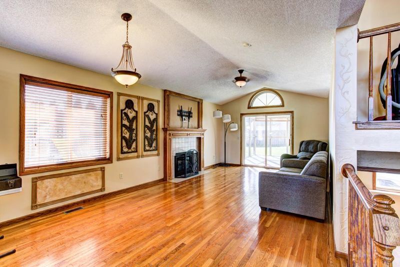 8753 Prestwick Pw N, Brooklyn Park, MN 55443