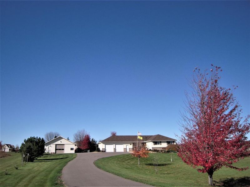 10355 Heather Ln, Corcoran, MN 55374