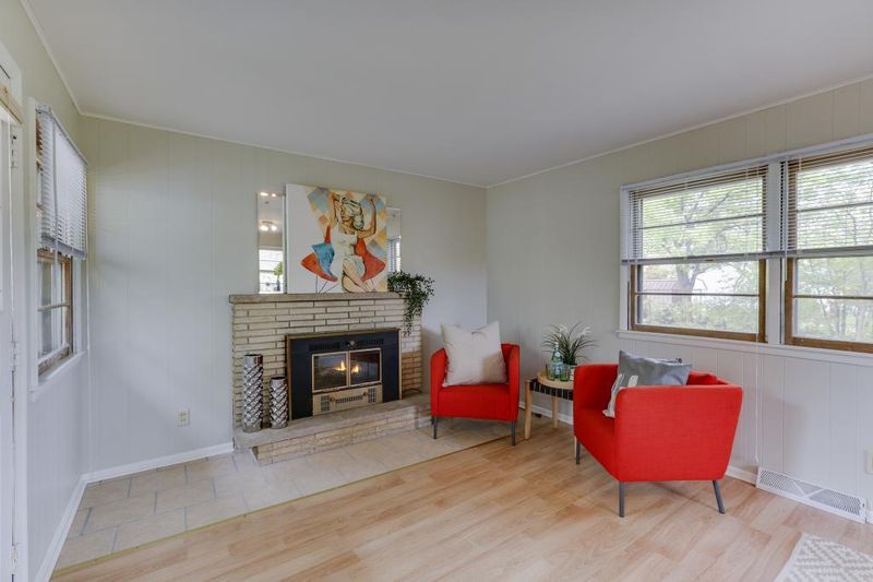7526 Pleasant Ave, Richfield, MN 55423