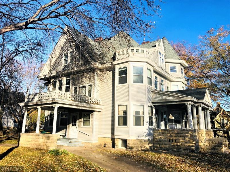 304 Holcombe St S, Stillwater, MN 55082