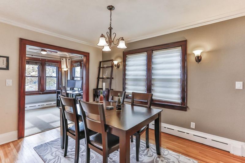 1327 Bayard Ave, Saint Paul, MN 55116