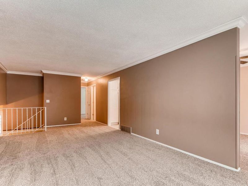 8816 Indian Blvd S, Cottage Grove, MN 55016