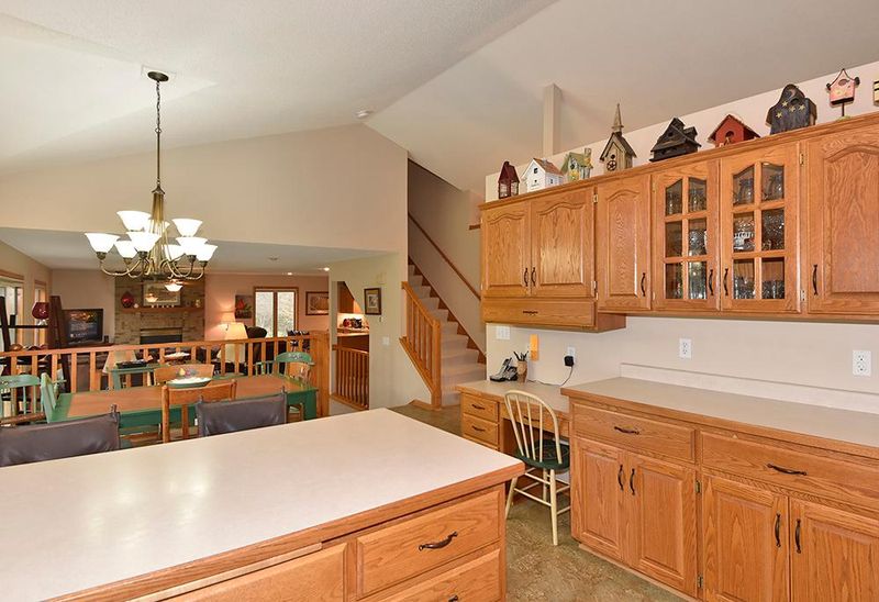 1645 Wedgewood Dr NE, Owatonna, MN 55060