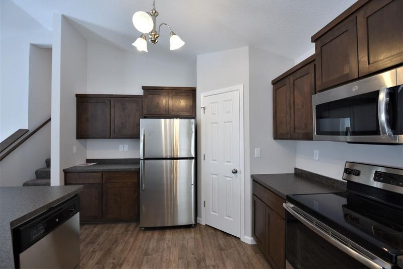 738 Holton Ave, Brainerd, MN 56401