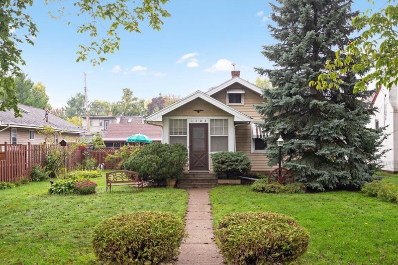 3304 E 52nd St, Minneapolis, MN 55417