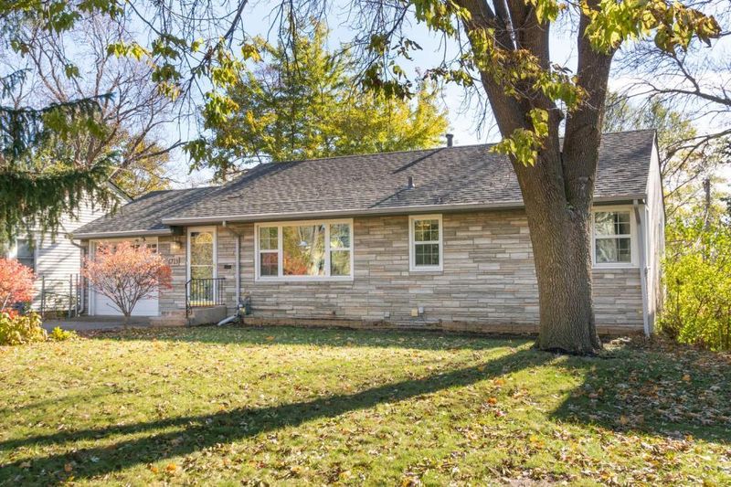 6713 Eliot View Rd, Saint Louis Park, MN 55426