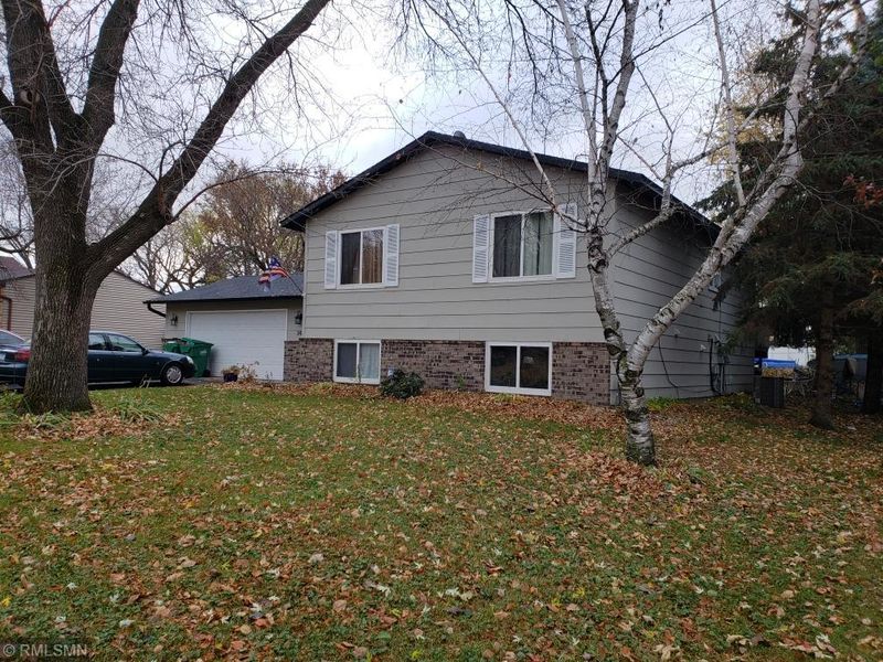 3425 75th Ave N, Brooklyn Park, MN 55443