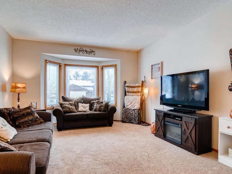 1740 124th Ave NW, Coon Rapids, MN 55448