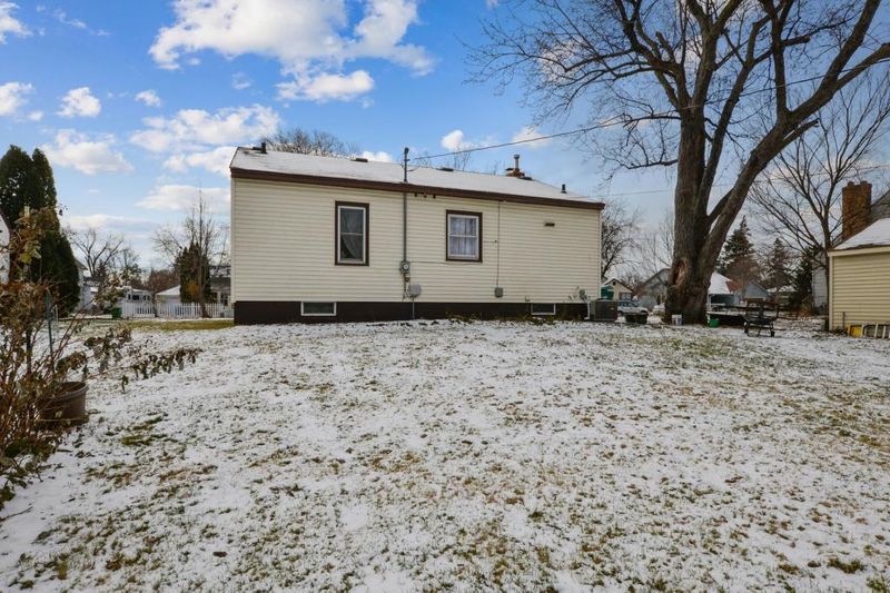 733 Jefferson St, Anoka, MN 55303