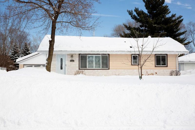 2421 S Heights Dr NW, Coon Rapids, MN 55433